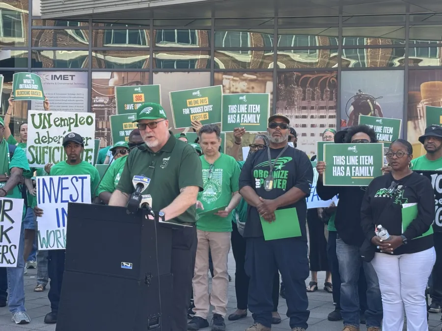 AFSCME protestors